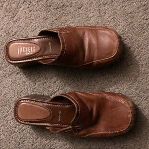 Vintage brown leather clogs